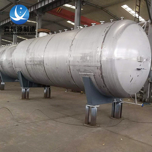 不锈钢化工储罐.jpg 不锈钢化工储罐.jpg